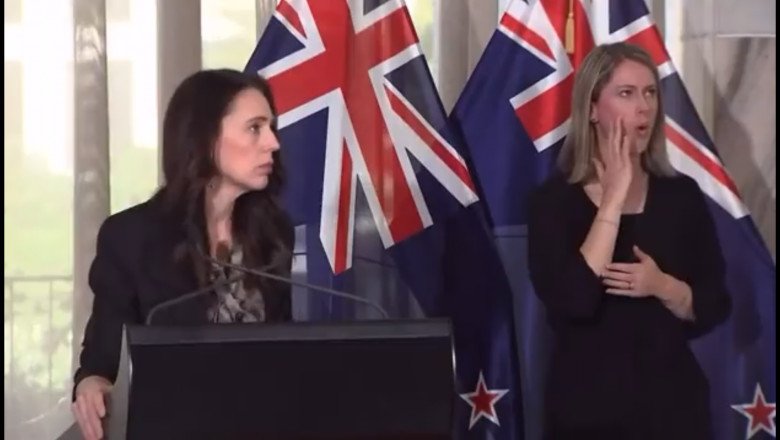  VIDEO  Prim-ministra Noii Zeelande a fost întreruptă de un cutremur în timpul unei conferințe de presă