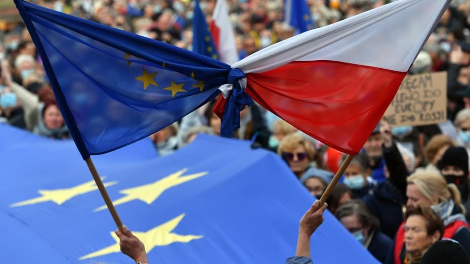  Polonia, condamnată de justiţia europeană la plata unei amenzi de un milion de euro pe zi CE
