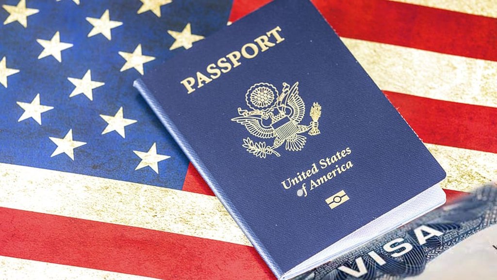 SUA intenționează să includă România și alte 3 țări în programul Visa Waiver. Românii ar putea intra fără viză pe teritoriul american