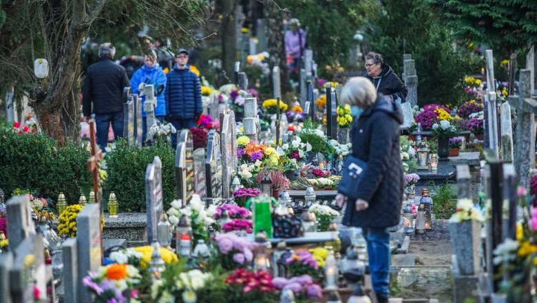  Polonia amenajează centre de vaccinare anti-Covid lângă cimitire