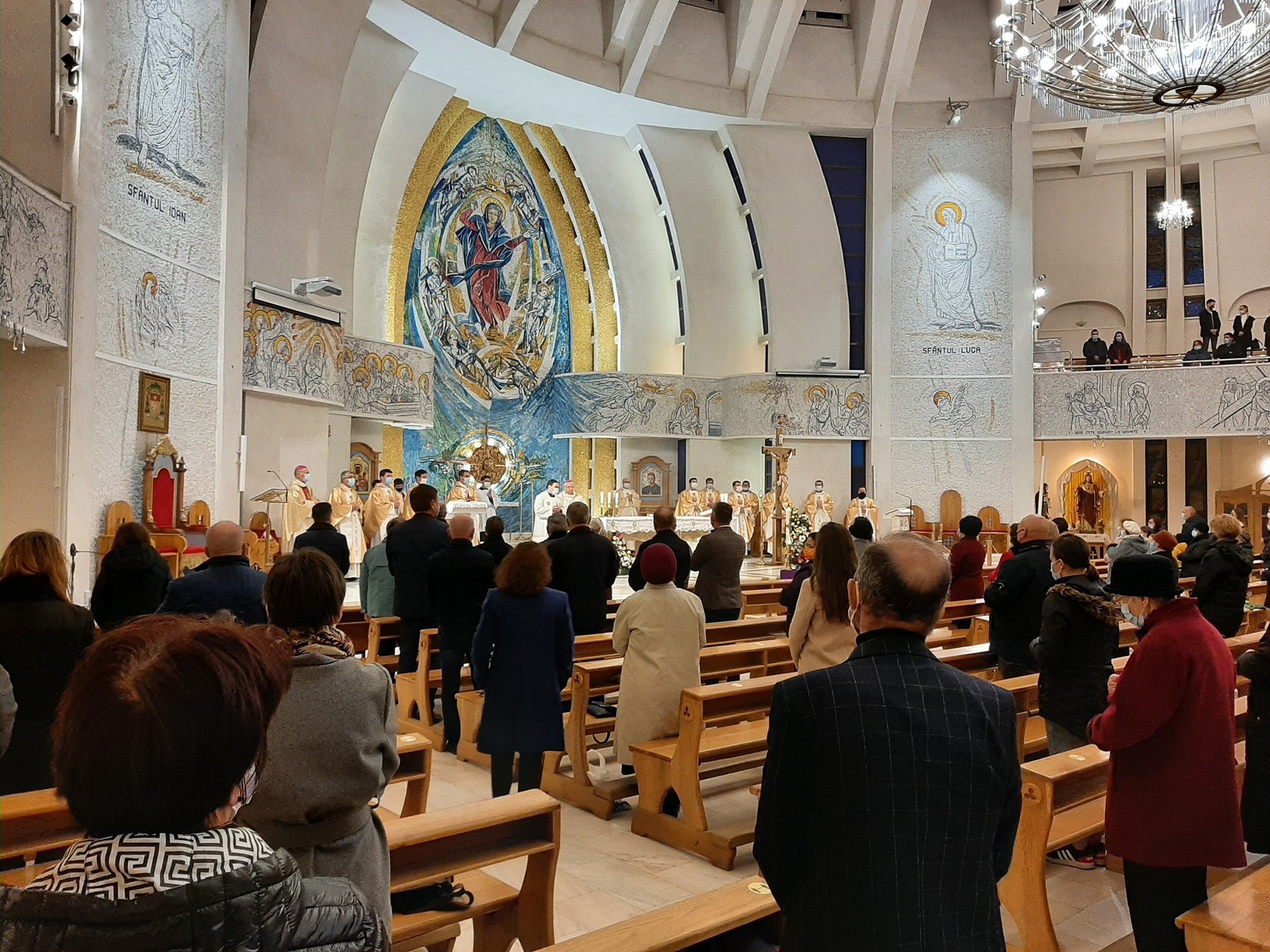  Liturghii în limba engleză, în fiecare duminică la catedrala catolică din Iași