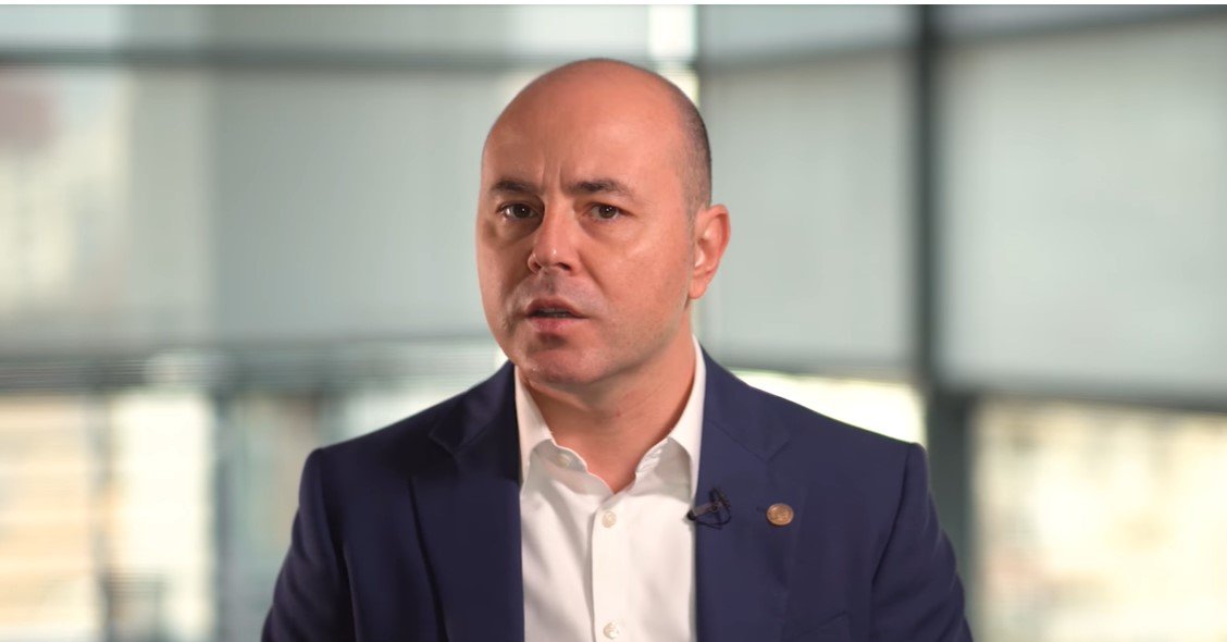  VIDEO: Deputatul ieşean Alexandru Muraru militează pentru o alianţă PNL-USR