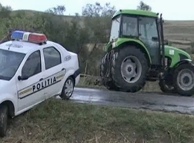  Consilier local bănuit că a omorât cu intenție un sătean cu tractorul