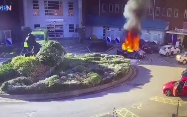  VIDEO Momentul în care teroristul din Liverpool a fost încuiat în taxi și totul a explodat