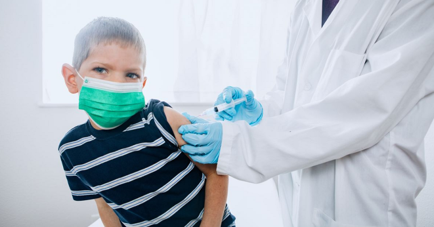  Să nu se vaccineze împotriva Covid toţi copiii – Academia franceză de Medicină