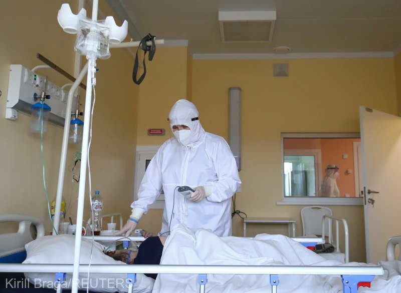  Rusia: Oponenţii vaccinării, puşi să viziteze spitalele care tratează pacienţii cu coronavirus