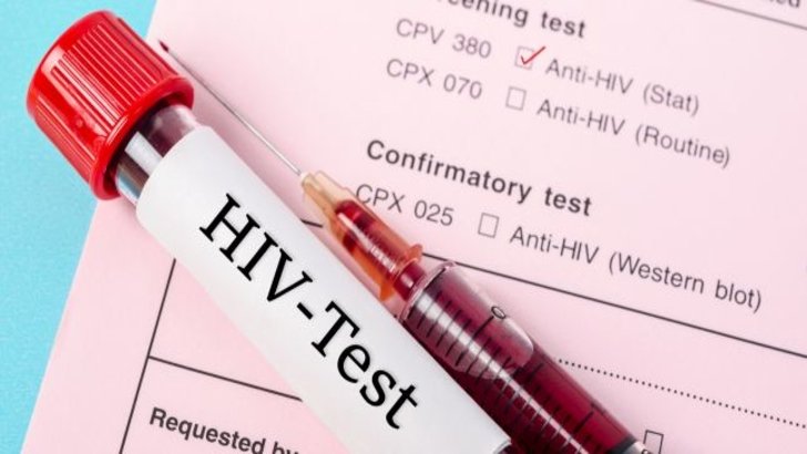  Vă puteţi testa gratuit împotriva HIV şi a virusului hepatitic B şi C