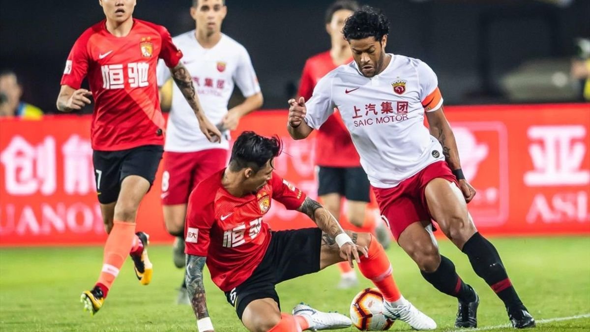  Campionatul chinez de fotbal se reia după o pauză de patru luni