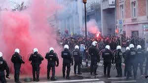  Marş de protest la Bruxelles faţă de noile restricţii impuse de guvern