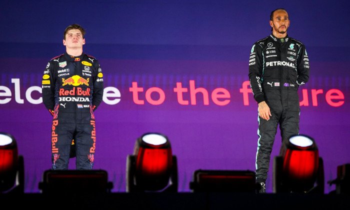  Cursă istorică! Max Verstappen vs Lewis Hamilton. Cine va fi campion mondial?