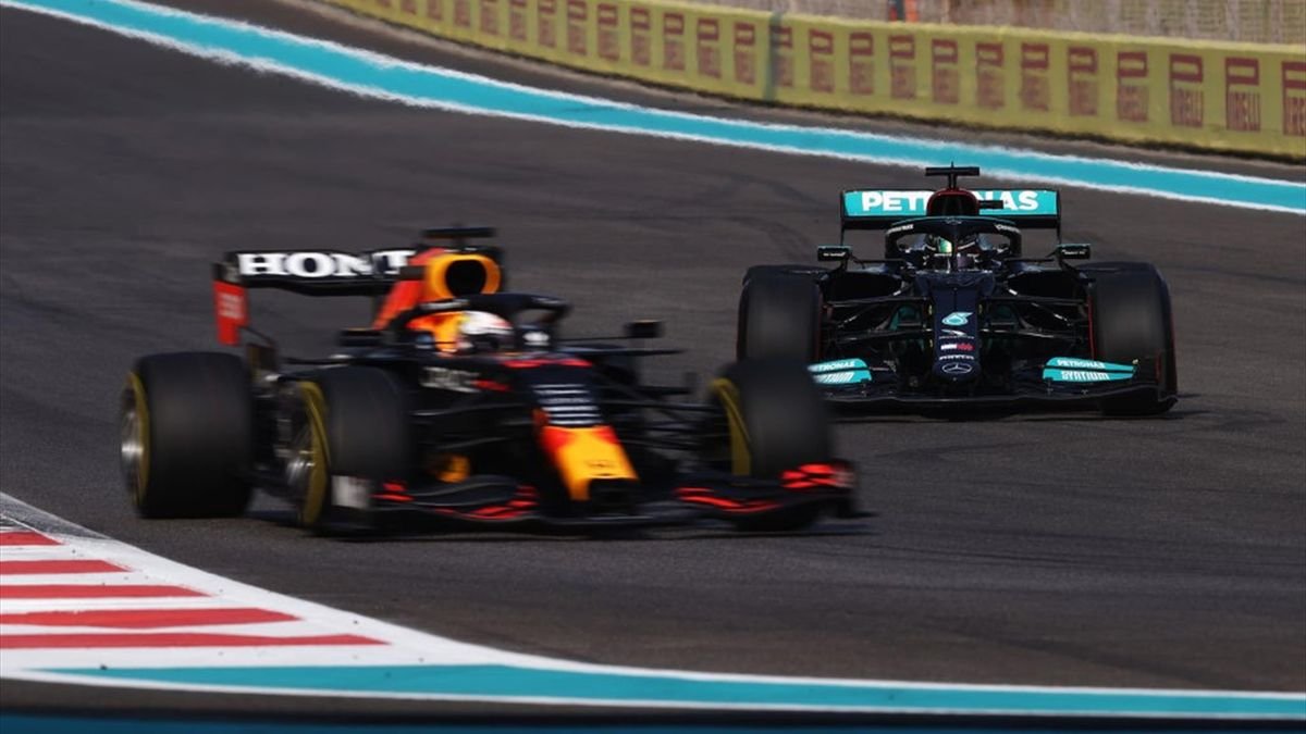  Verstappen va pleca din pole position la Abu Dhabi. Hamilton, al doilea