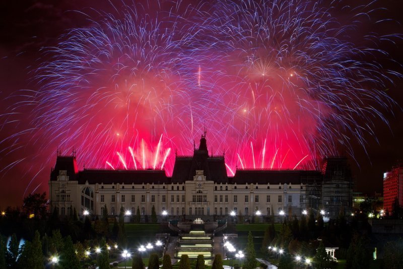  Vom avea concert şi foc de artificii în fața Palatului, de Revelion