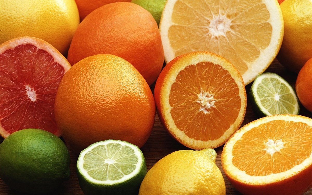  Zeci de tone de lămâi și mandarine cu pesticide au ajuns în magazine. Director ANSVSA: Oamenii nu mai pot face nimic