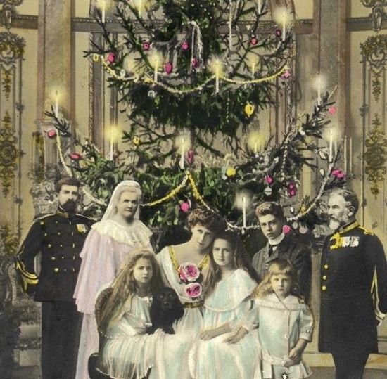  Primul brad de Crăciun a fost împodobit în România acum 155 de ani – Cum era Crăciunul la curtea Regelui Carol I