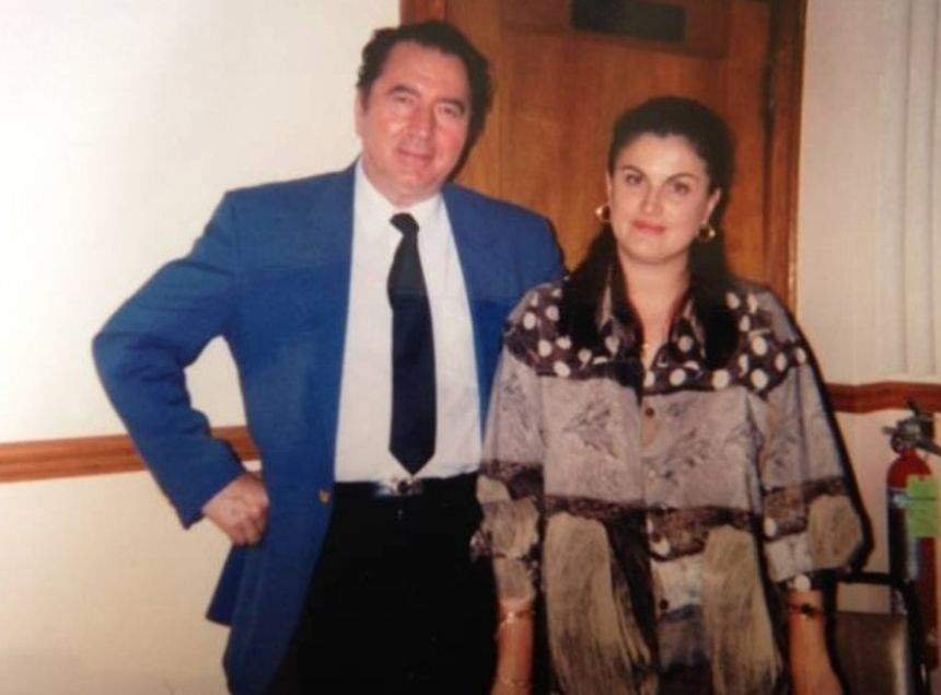  Cum arată soția lui Ștefan Hrușcă. Geanina este din Iași și a fost fotomodel