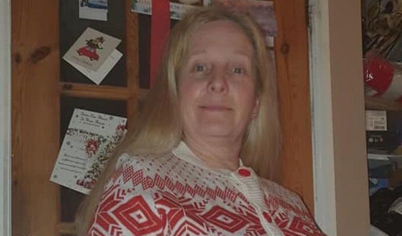  FOTO O profesoară s-a pozat în puloverul de Crăciun și toți râd de ea. Un detaliu a făcut-o de rușine