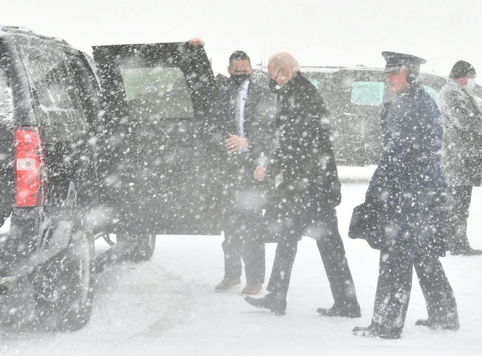  VIDEO: Joe Biden, blocat în avion din cauza unei furtuni de zăpadă