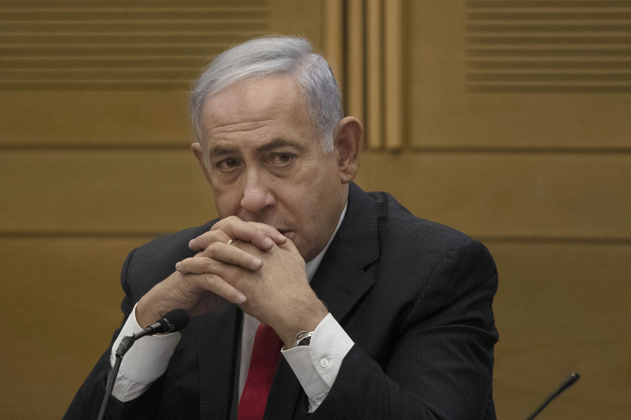  Fostul premier israelian Benjamin Netanyahu negociază un acord de recunoaştere a vinovăţiei în procesul său de corupţie (surse)