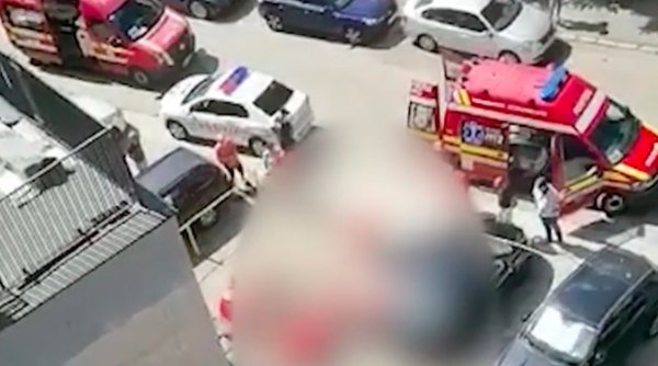  O femeie a murit după ce s-a aruncat de la etajul 4 al unui bloc din Ploieşti