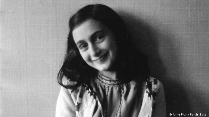  Investigaţia care a descoperit identitatea persoanei bănuite de trădarea Annei Frank, criticată de istorici