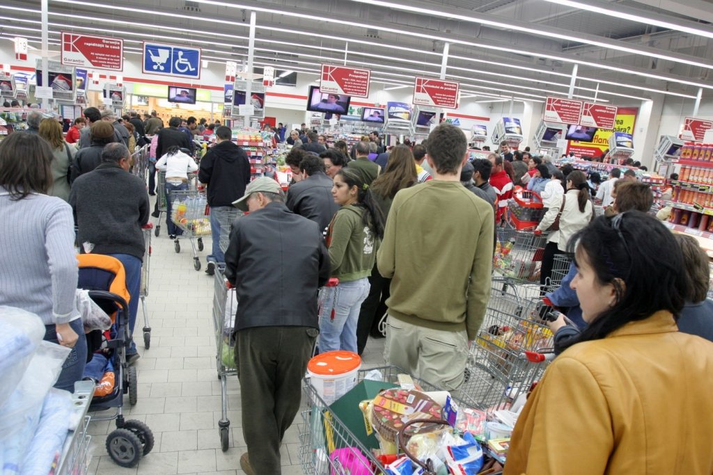  Invazia supermarketurilor