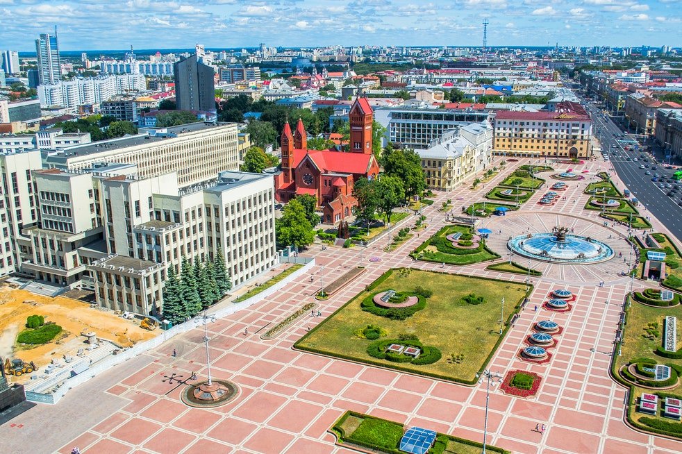  Washingtonul a cerut plecarea familiilor diplomaţilor americani din Belarus