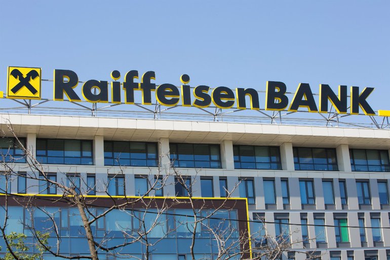  După modelul ING, rețeaua de unități a Raiffeisen Bank va opera fără casierii