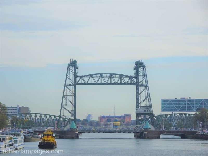  Rotterdam: Un pod istoric va fi demontat pentru a permite trecerea unui iaht al lui Jeff Bezos