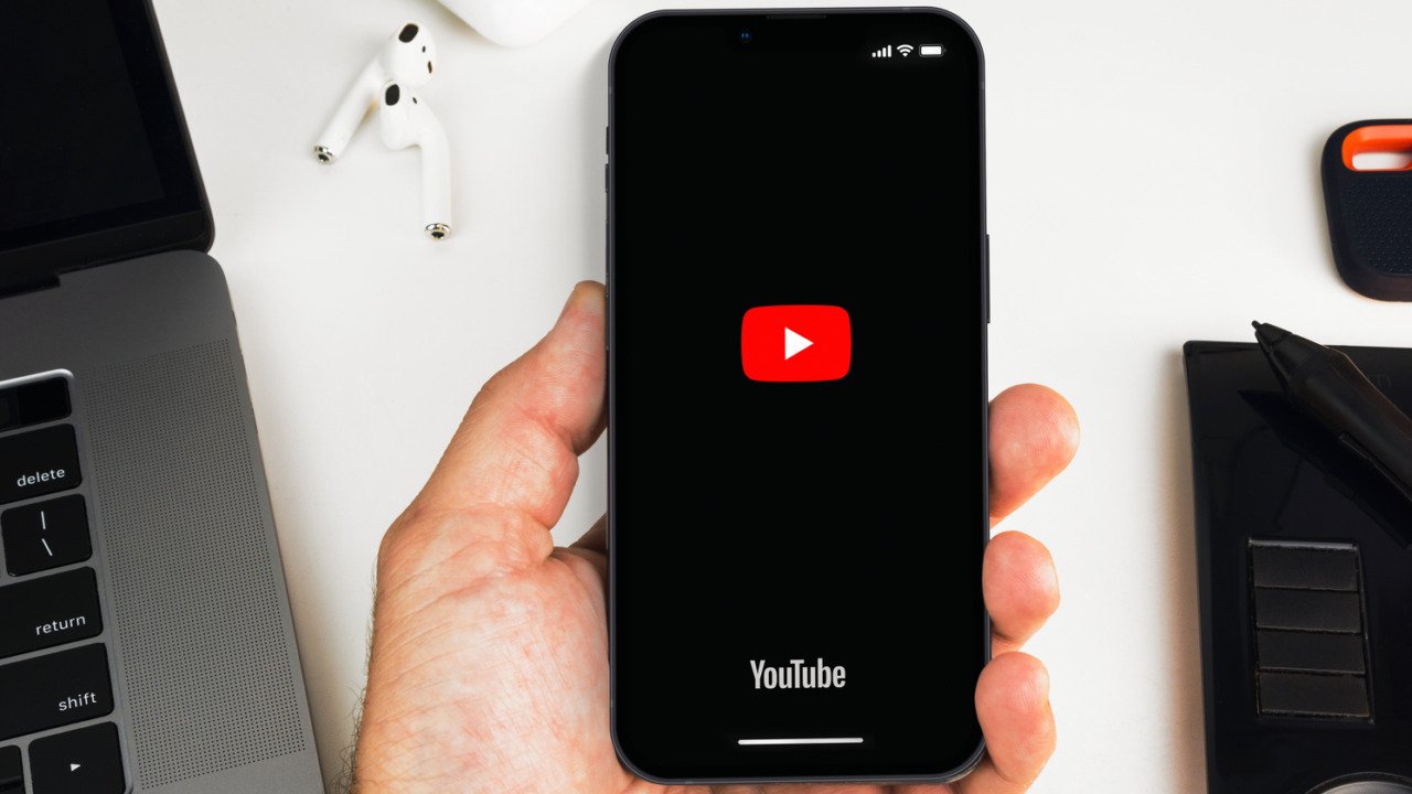  YouTube lansează un nou player video pentru smartphone-uri