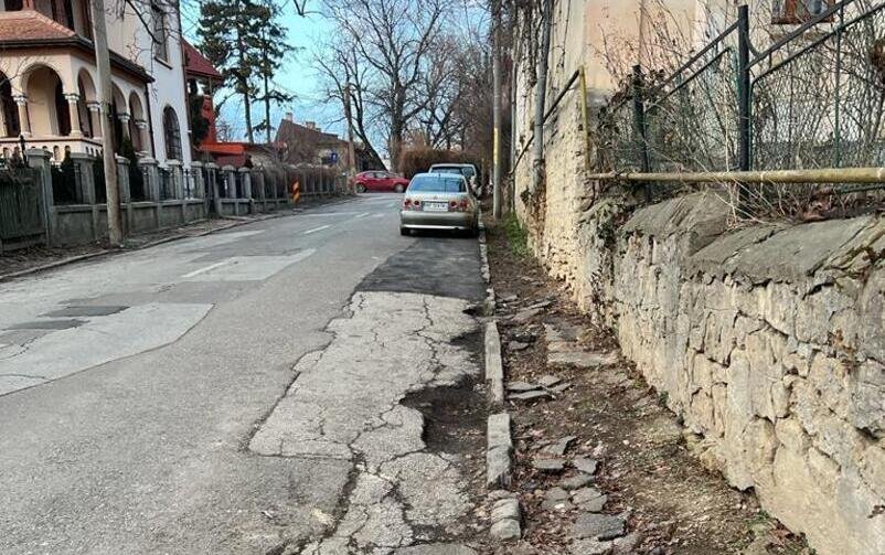 FOTO: O stradă cu clădiri de patrimoniu din Iași, ignorată de autorități zeci de ani