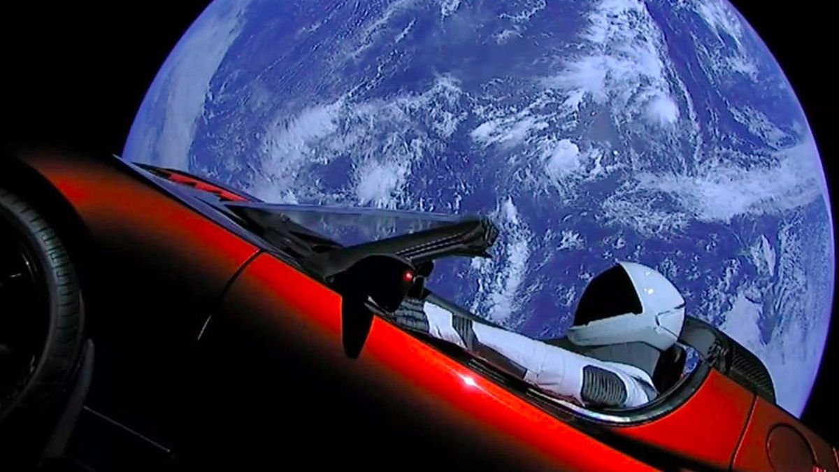  Unde a ajuns mașina lansată de Elon Musk în spațiu în urmă cu patru ani