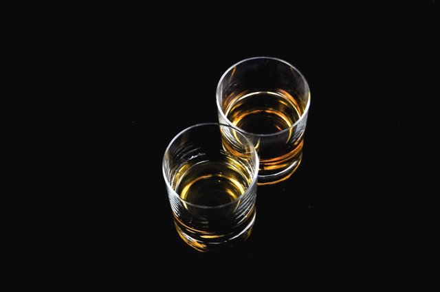  Ce mancaruri poti sa asociezi cu whisky? (P)