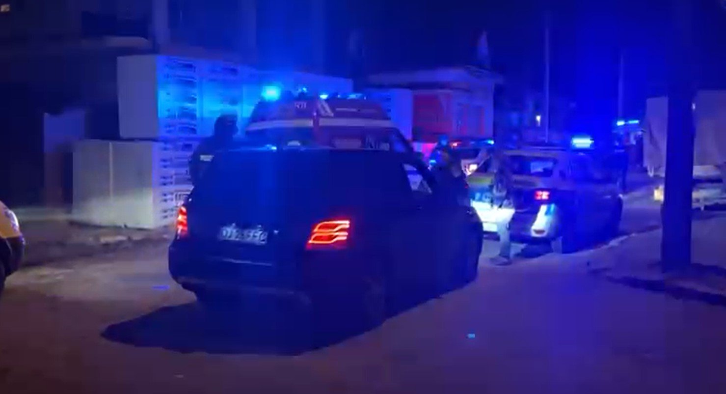  Scandal între şapte bărbaţi, pe o stradă din Craiova: două victime au ajuns la spital