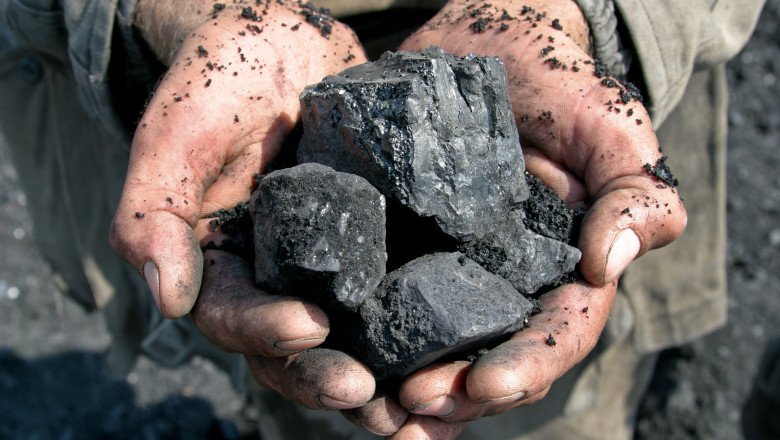  Cărbunele beneficiază în continuare de finanţări de mii de miliarde de dolari în pofida tranziţiei ecologice