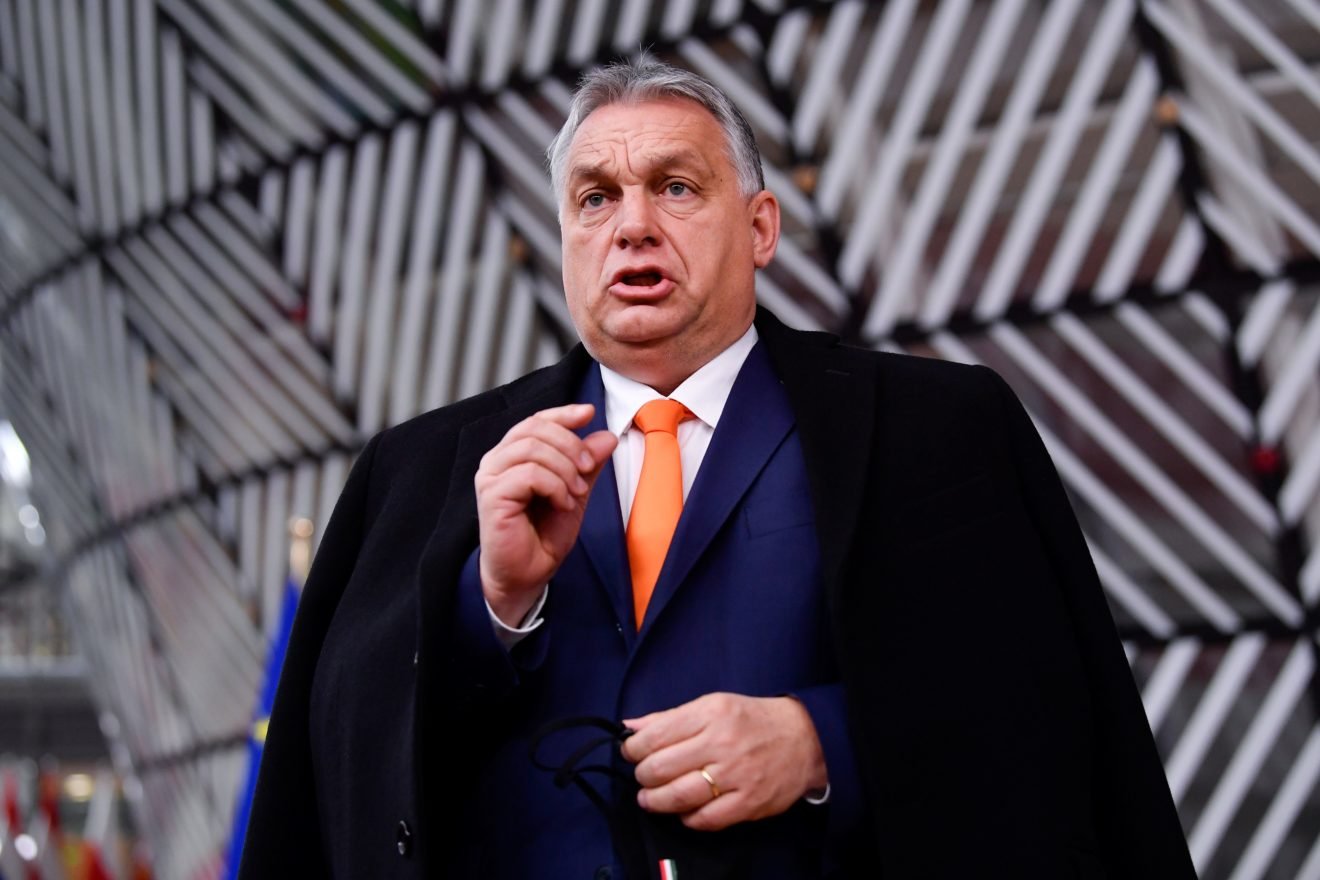  Premierul Viktor Orban şi-a deschis un avanpost media la Bucureşti pe banii românilor