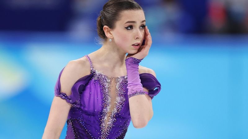  Kamila Valieva a încheiat programul scurt pe primul loc