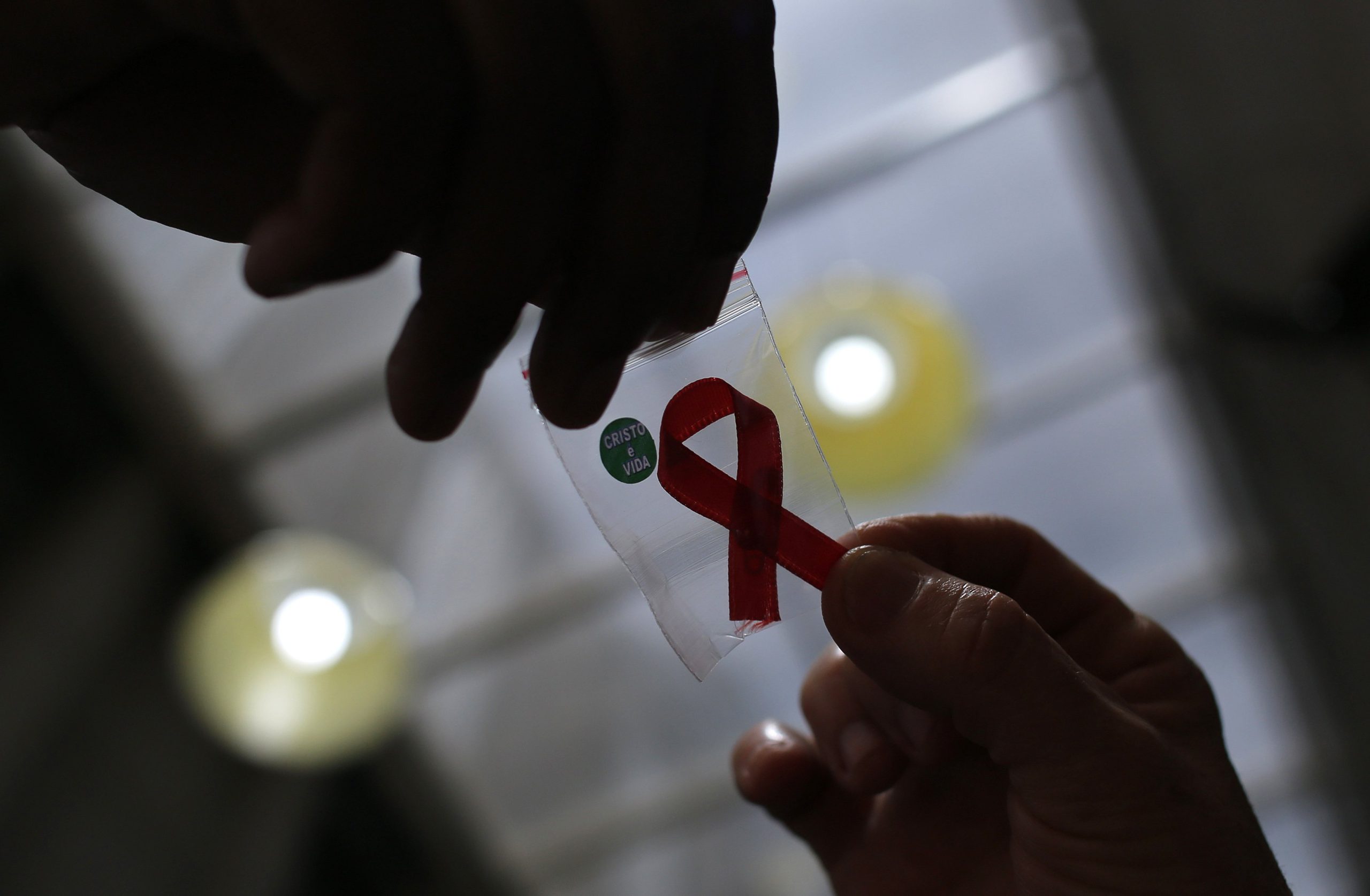  O femeie a devenit cea de-a treia persoană din lume care s-a vindecat de HIV