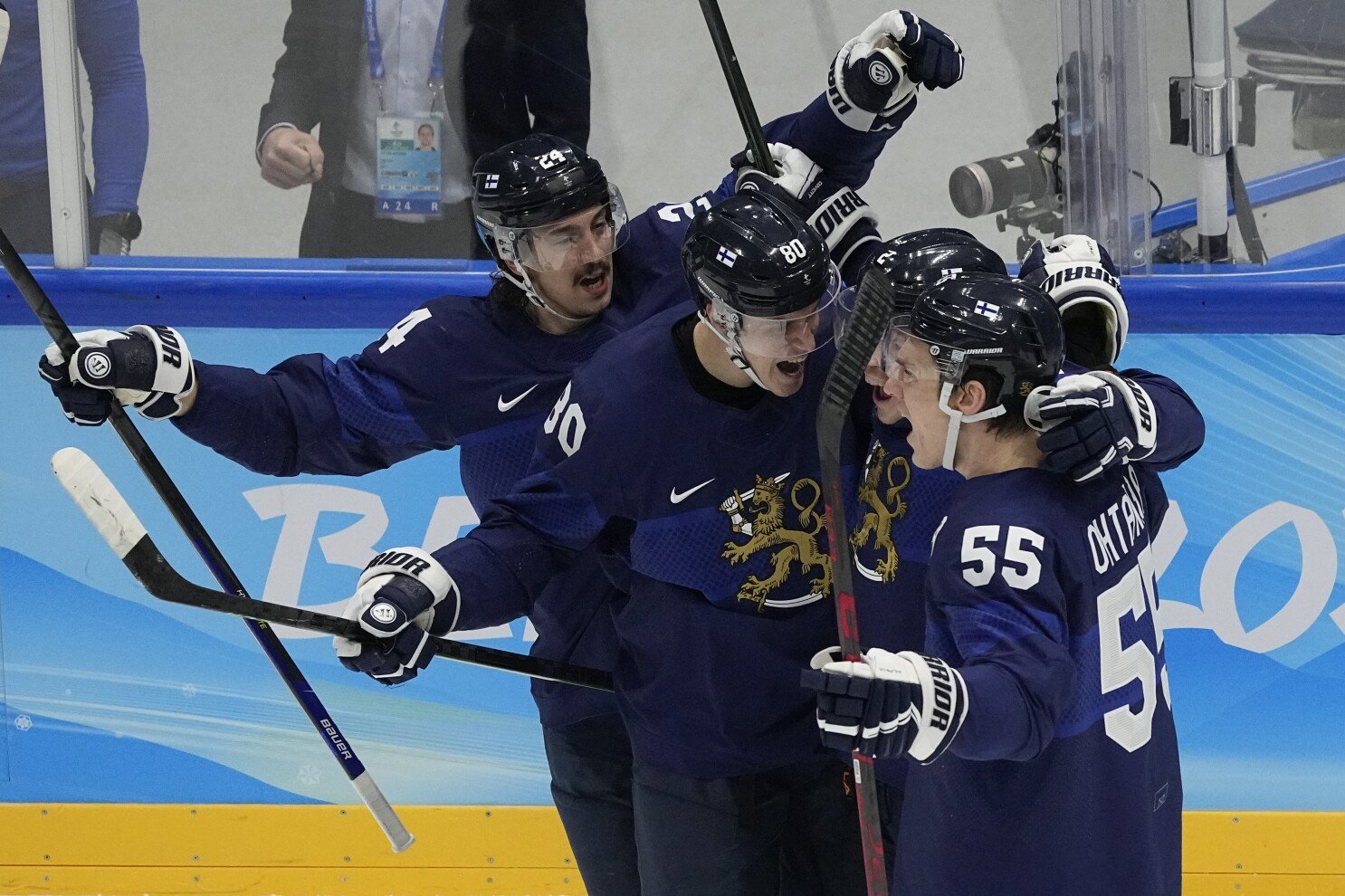  Finlanda a produs surpriza la hochei pe gheaţă şi a învins Rusia în finala olimpică