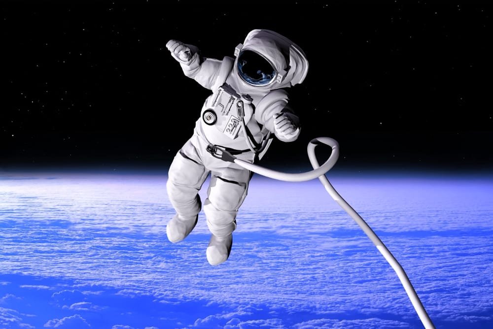  16 români, în cursa pentru a fi astronaut ESA