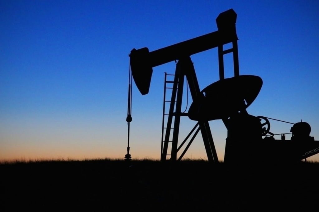  După mai multe scumpiri masive, prețul petrolului a scăzut