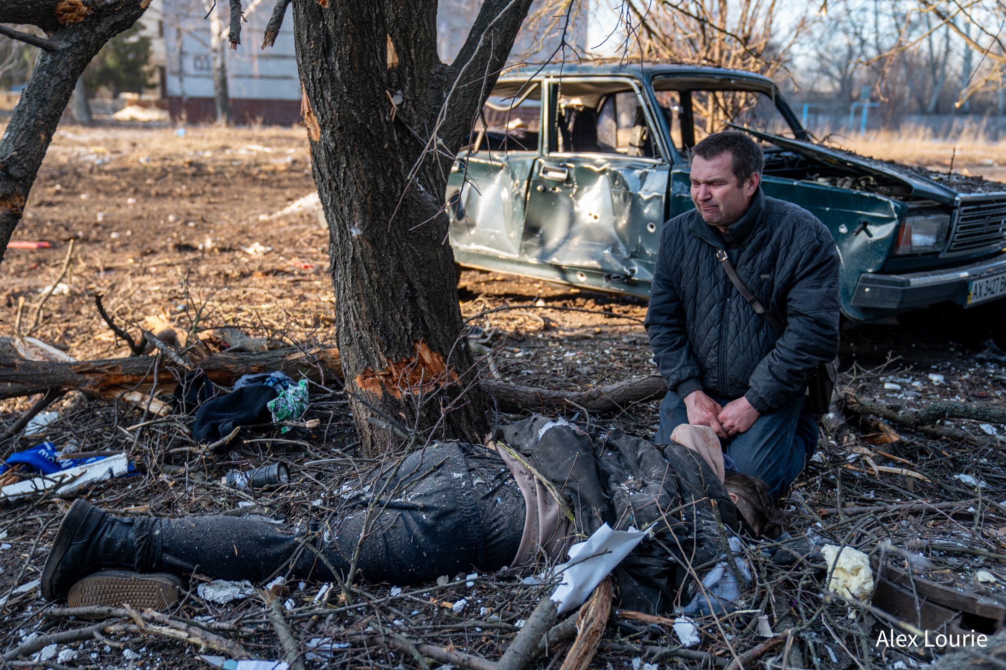  (FOTO) Imagini greu de privit cu primele victime ale războiului din Ucraina