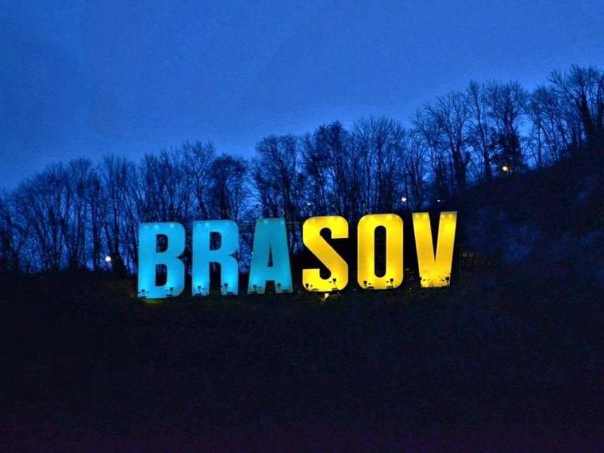  Solidaritate cu Ucraina în oraşele conduse de USR: Clădiri şi simboluri în galben-albastru
