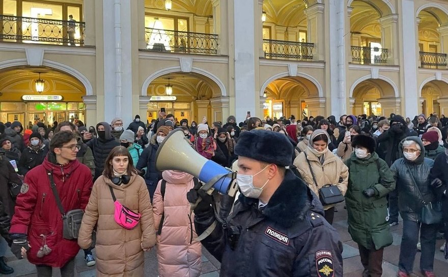  VIDEO EURONEWS: Proteste masive în Sankt Petersburg împotriva războiului declanșat de Putin