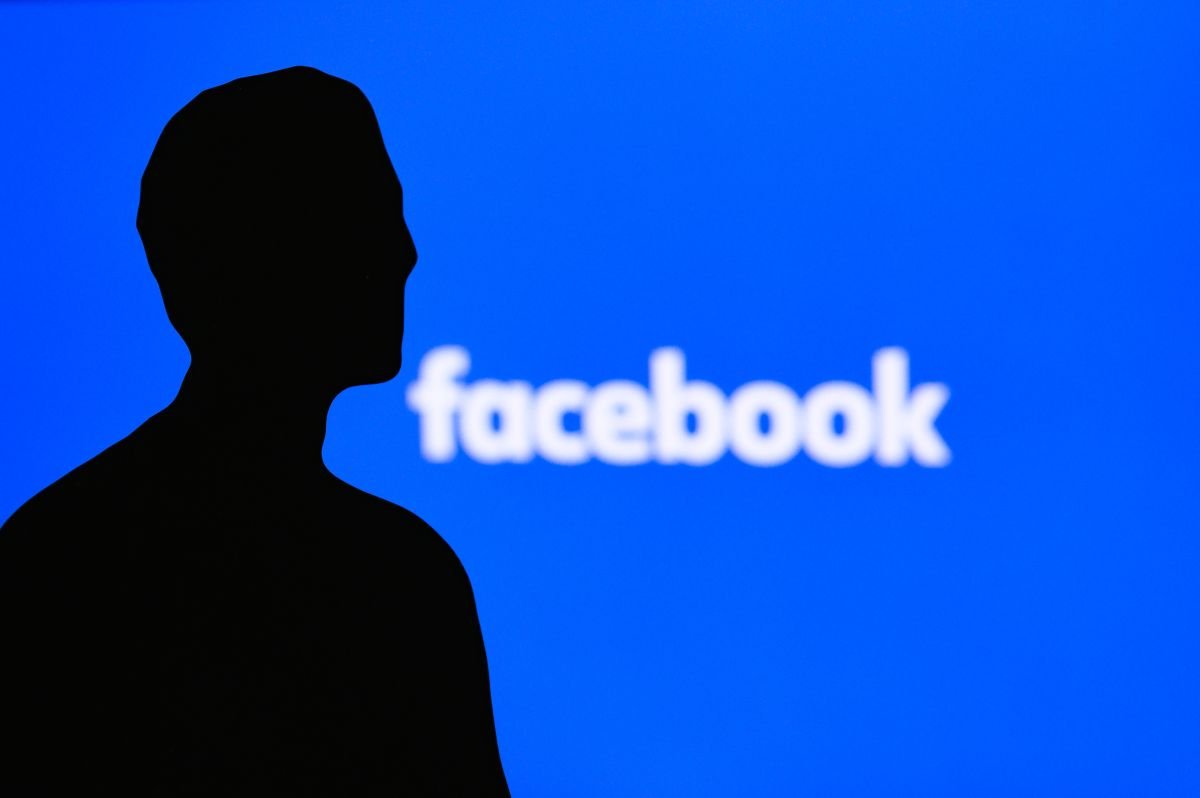  Facebook a interzis mass-media de stat ruse să difuzeze reclame sau să genereze bani pe platformă
