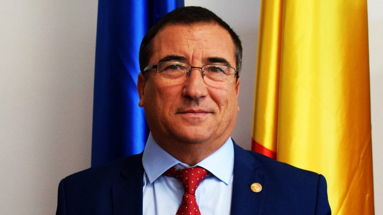  Alexandru Stănescu (PSD), fratele liderului Paul Stănescu, adus pe ușa din dos ca vicepreședinte ANRE, a demisionat