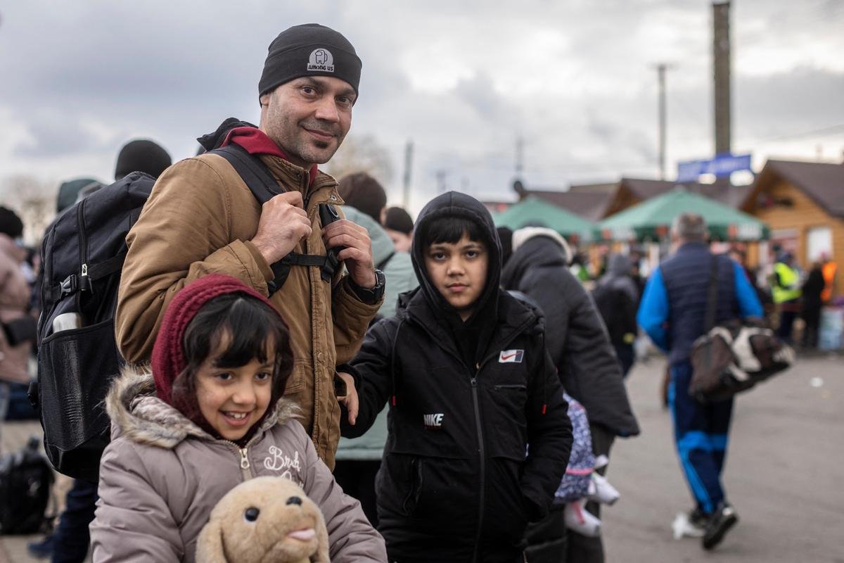  Din război în război. Un refugiat afgan din Ucraina a fugit de bombele rusești în Polonia