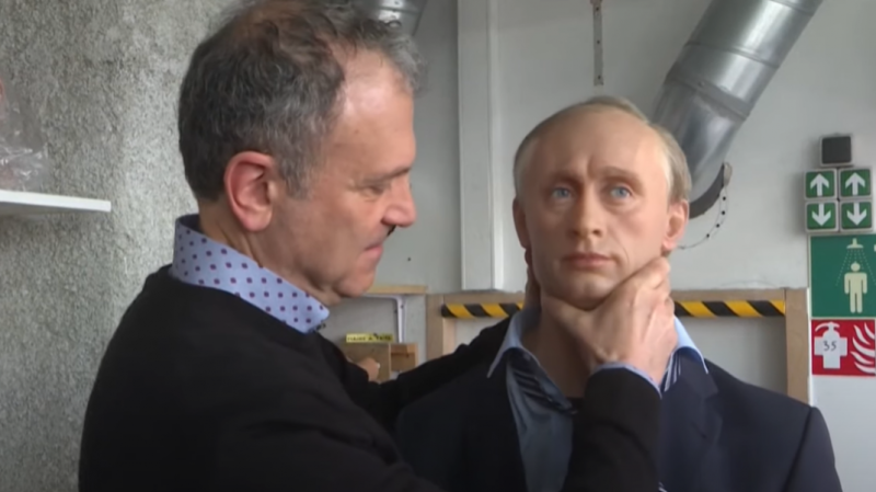  Muzeul de ceară din Paris a retras de la expoziție statuia lui Putin