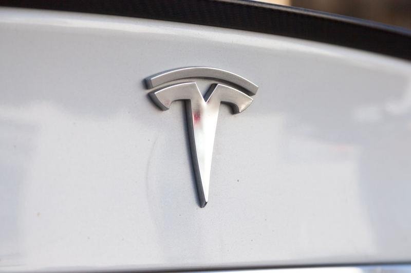  Tesla Motors a primit aprobarea pentru mega-uzina din Germania