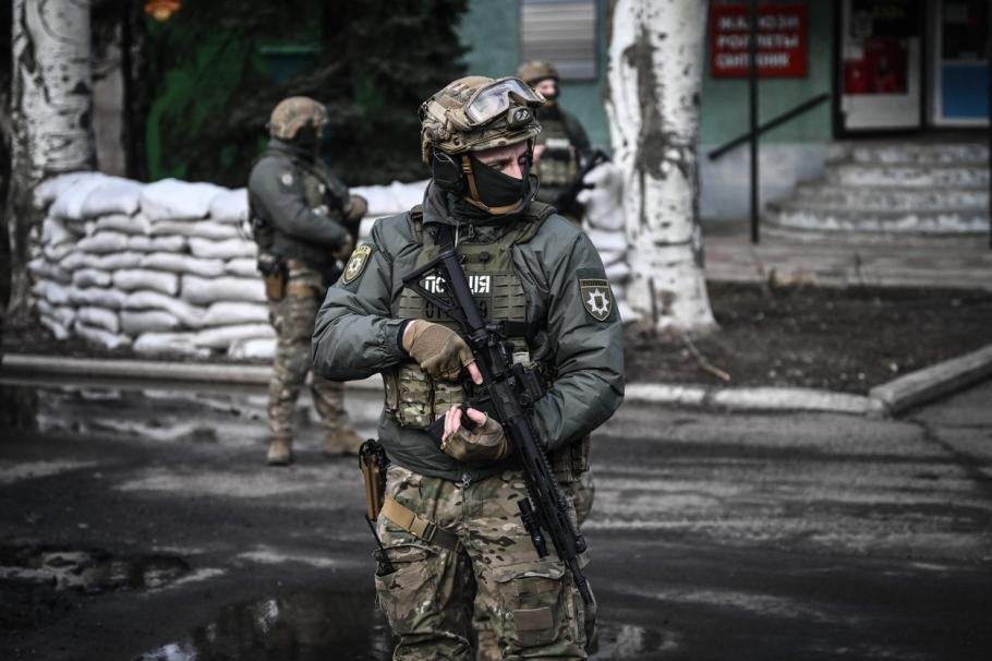  Ucraina angajează soldați: se oferă până la 2000 de euro pe zi. Anunț de recrutare pe un site de job-uri pentru industria militară