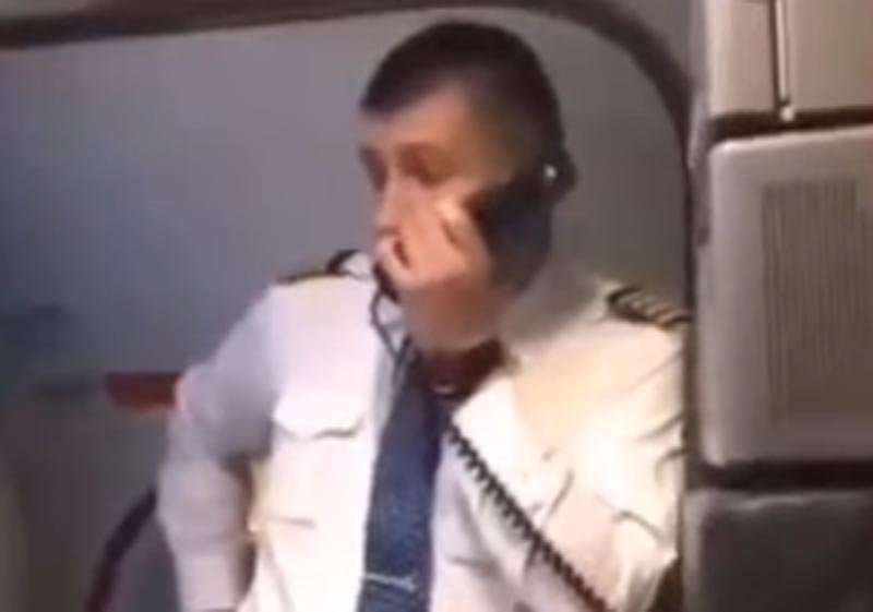 VIDEO: Curaj deosebit la un pilot rus, pe un avion civil: Războiul cu Ucraina este o crimă